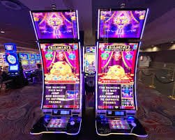 Slot Games Wild Symbol နှင့် Free Spin Bonus Round မြင်ကွင်း